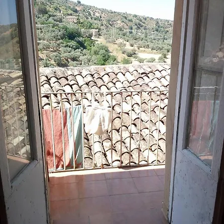 Enjoy Badolato! Ferienhaus